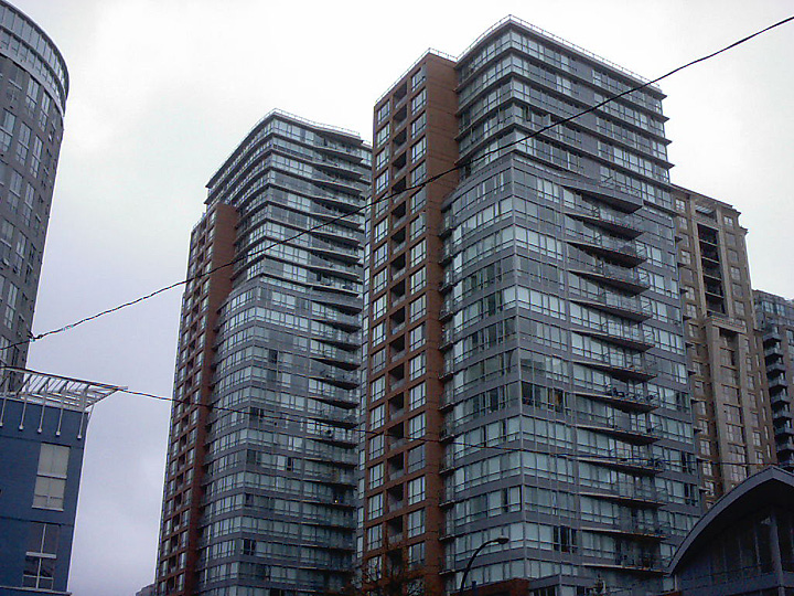 Metropolitan Towers North