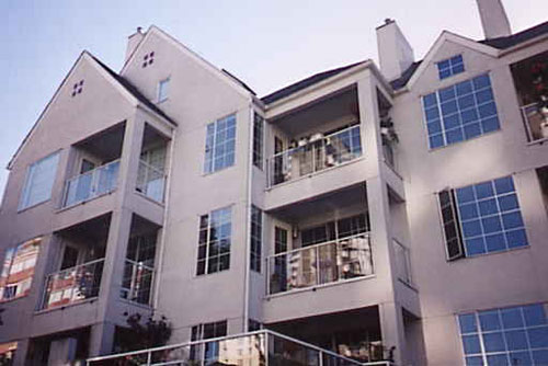 1558 Harwood