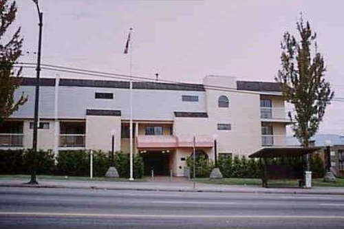 975 E. Broadway