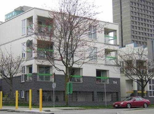 704 W. 7th