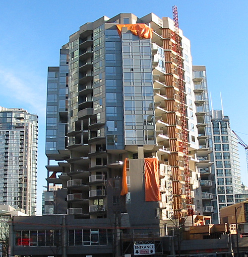 1212 Howe