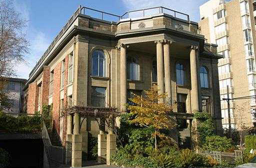 Devon Court