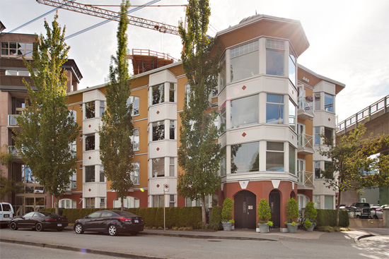 Gryphon Court