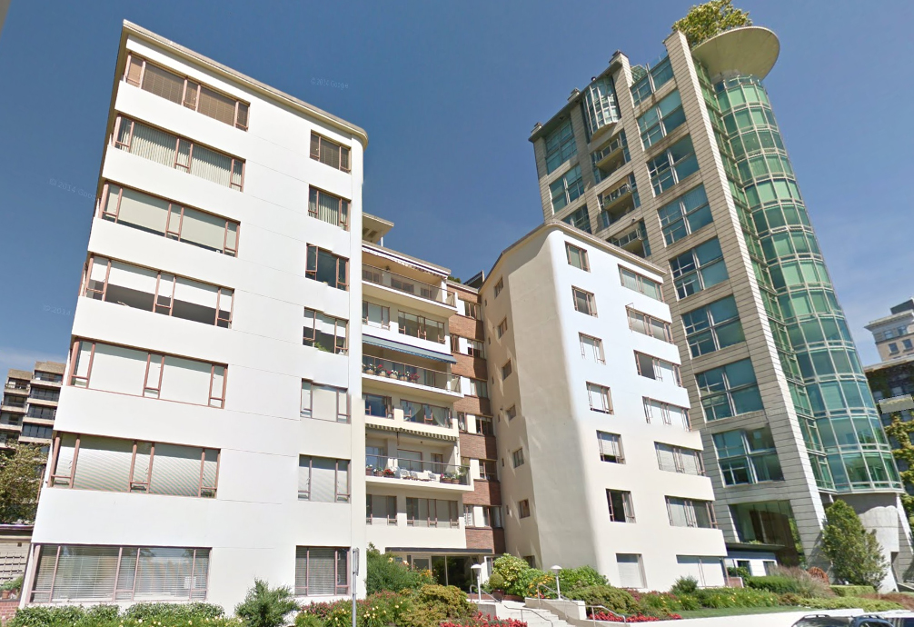 Beach Town House Apartments