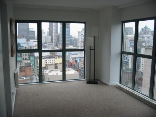 # 1907 1188 HOWE ST photo 3