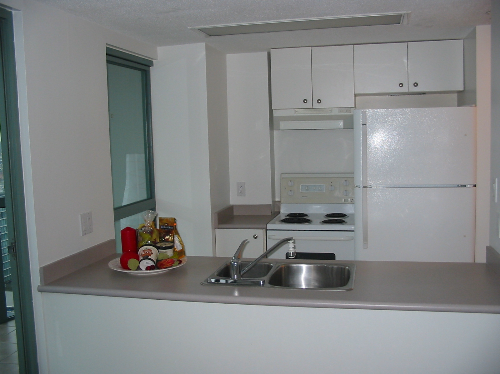 # 1907 1188 HOWE ST photo 21