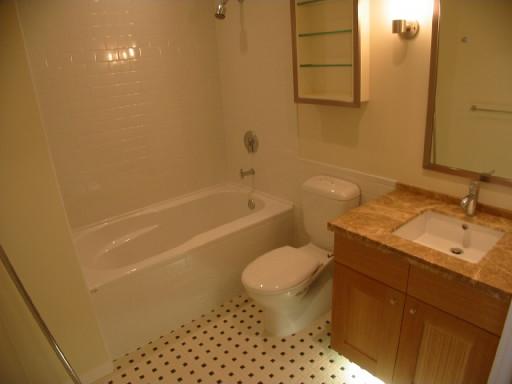 # TH3 1182 QUEBEC ST photo 12