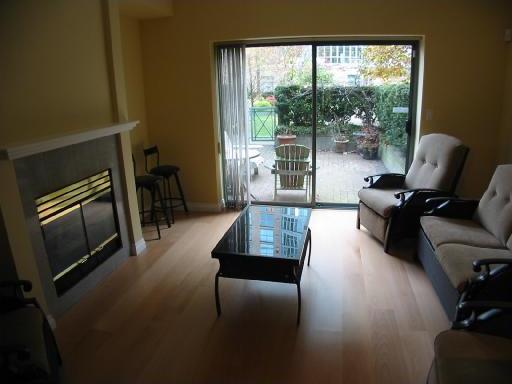 # TH3 1182 QUEBEC ST photo 24