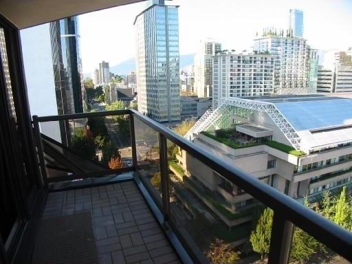 # 1004 1155 SEYMOUR ST photo 5