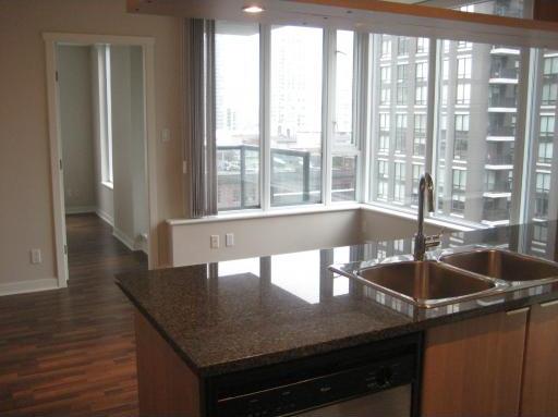 827 CAMBIE ST photo 14
