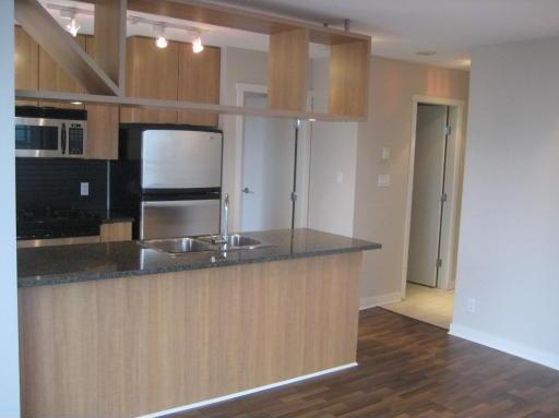 827 CAMBIE ST photo 15