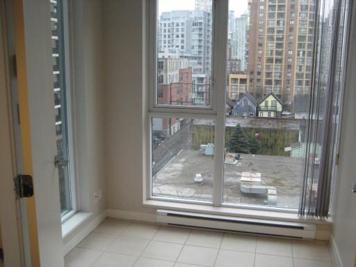 827 CAMBIE ST photo 17
