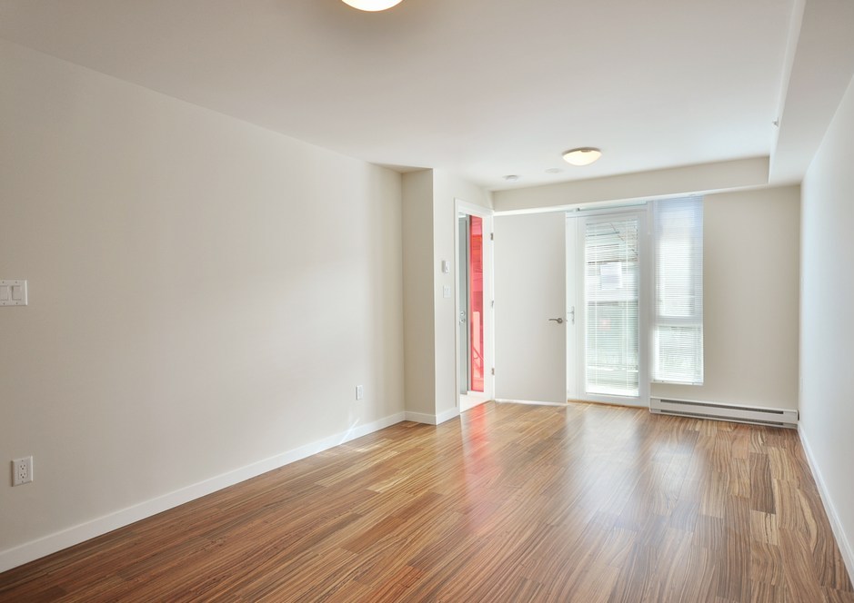 # TH1211 1205 HOWE ST photo 16