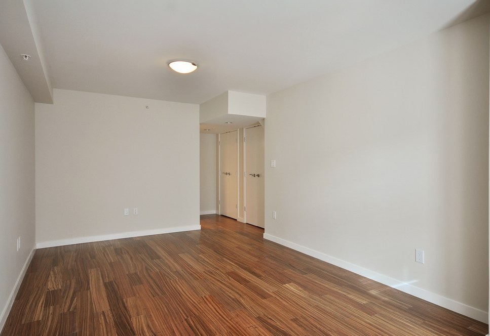 # TH1211 1205 HOWE ST photo 21