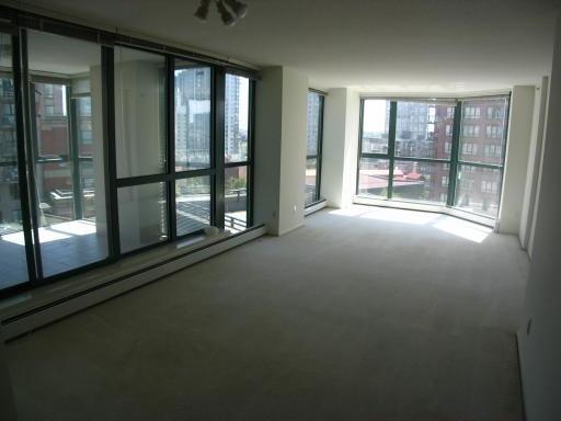 # 805 289 DRAKE ST photo 4