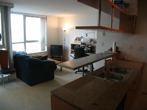 # 1007 1495 RICHARDS ST photo 2