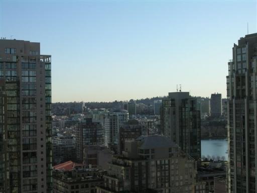 # 2006 1155 SEYMOUR ST photo 8