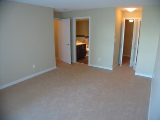 # 501 125 MILROSS AV photo 8