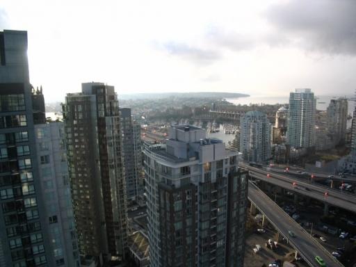 # 3202 501 PACIFIC ST