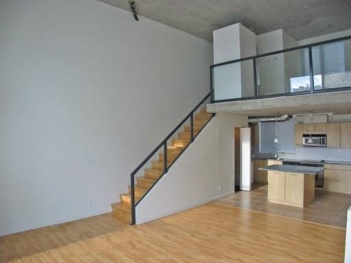 # 207 1199 SEYMOUR ST photo 4