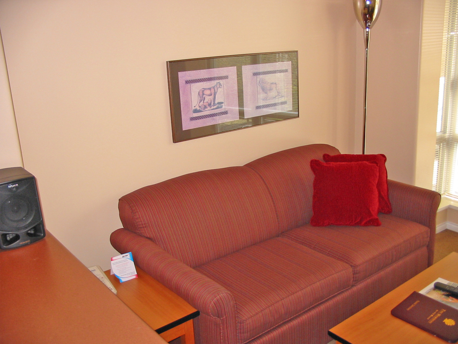 # 211 910 BEACH AV photo 5