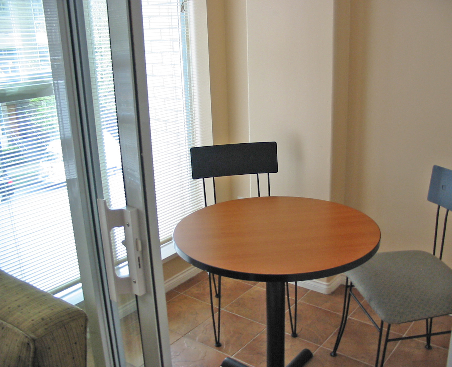 # 211 910 BEACH AV photo 7