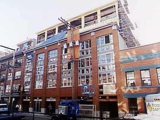 # 406 1072 HAMILTON ST