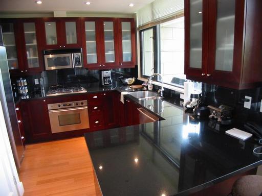  1865 ALBERNI ST photo 6