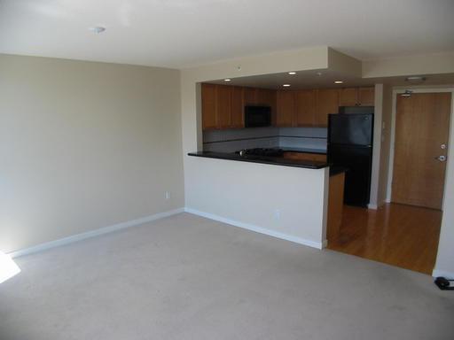 # 410 1485 W 6TH AV photo 4