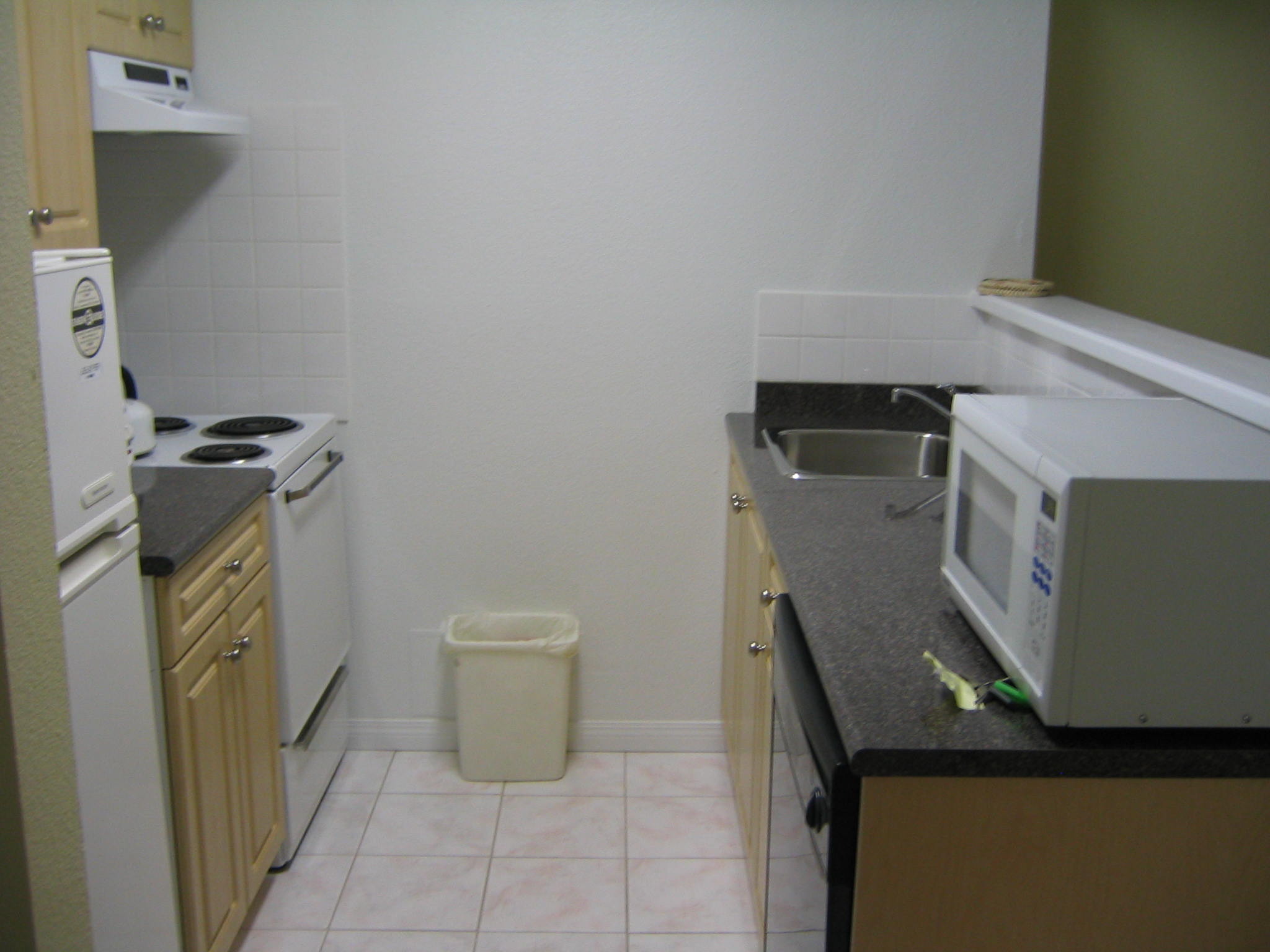 # 104 950 DRAKE ST photo 15