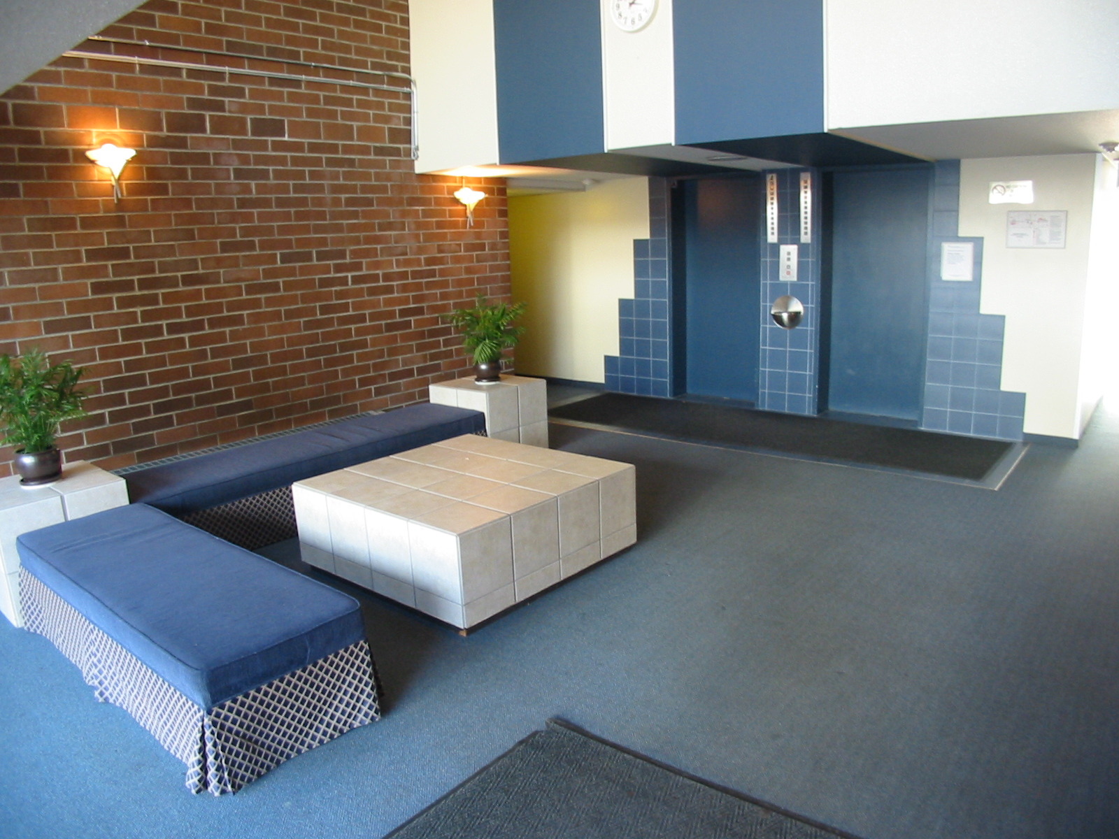 # 110 950 DRAKE ST photo 13