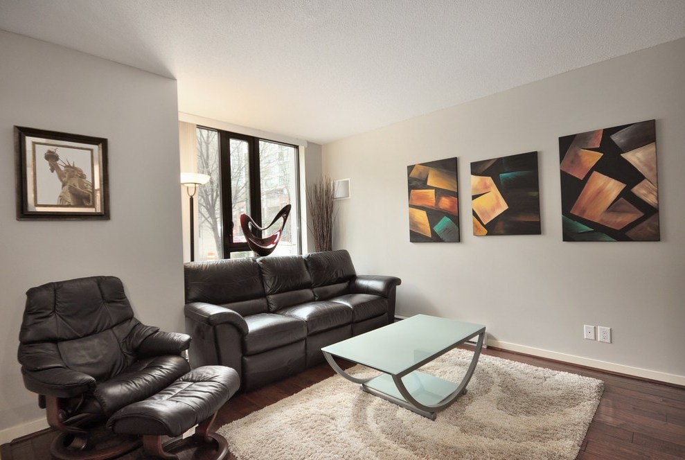 338 SMITHE ST photo 3