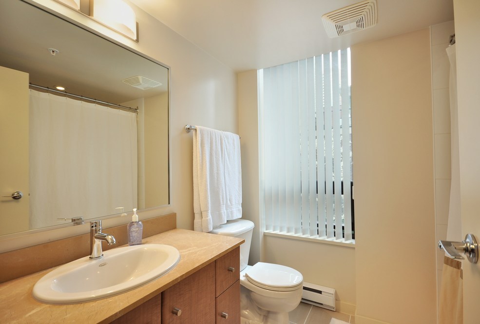 338 SMITHE ST photo 10
