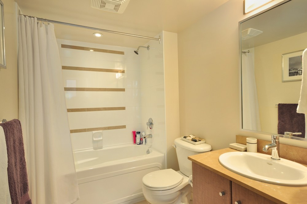 338 SMITHE ST photo 12