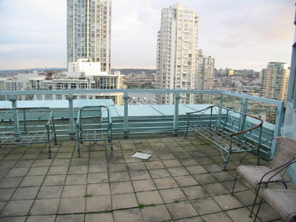 # PH 3 283 DAVIE ST photo 21