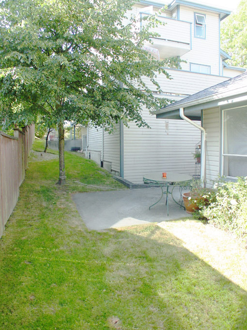# 18 1838 HARBOUR ST photo 18