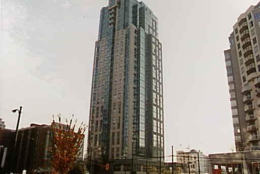 # 703 1188 HOWE ST