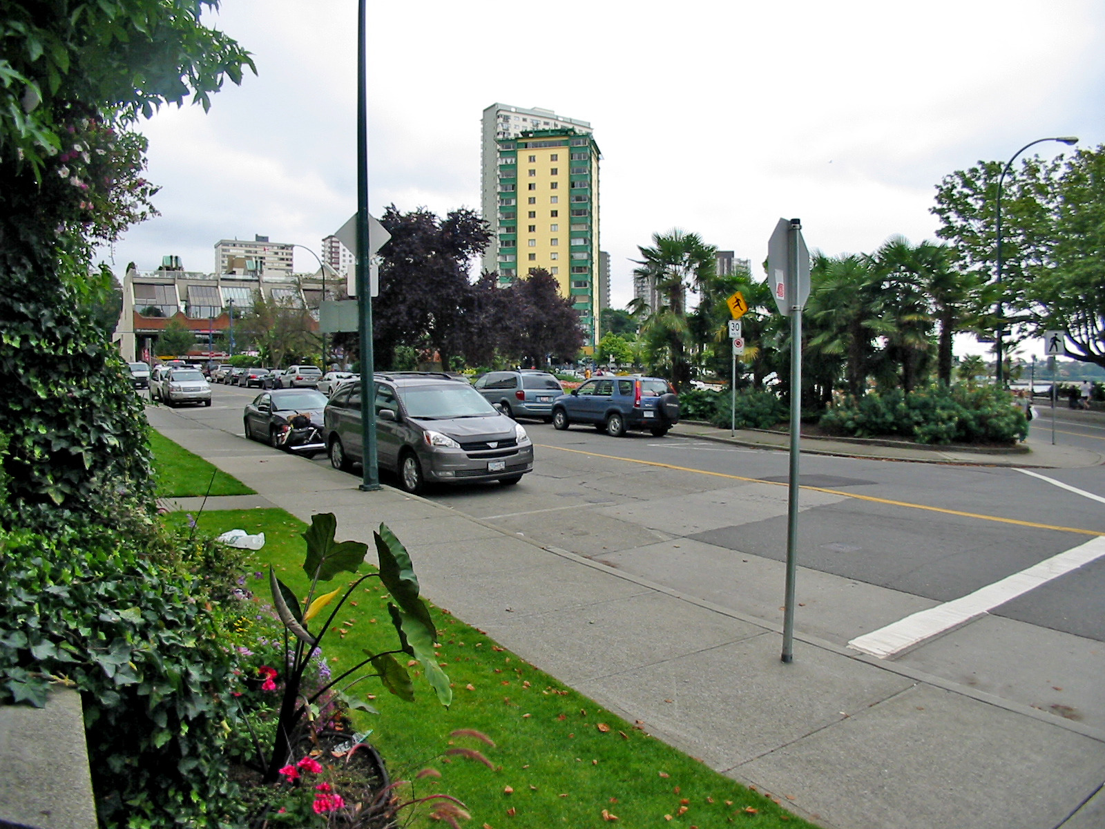 # 9 1861 BEACH AVE photo 6