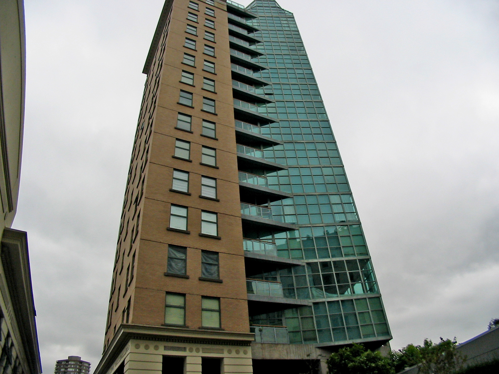 # 9 1861 BEACH AVE photo 9