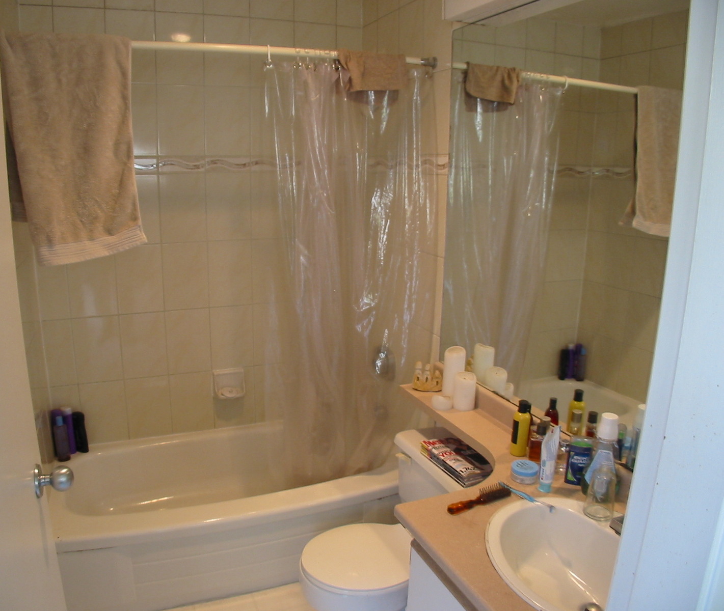 # 11 888 W 16TH AV photo 17
