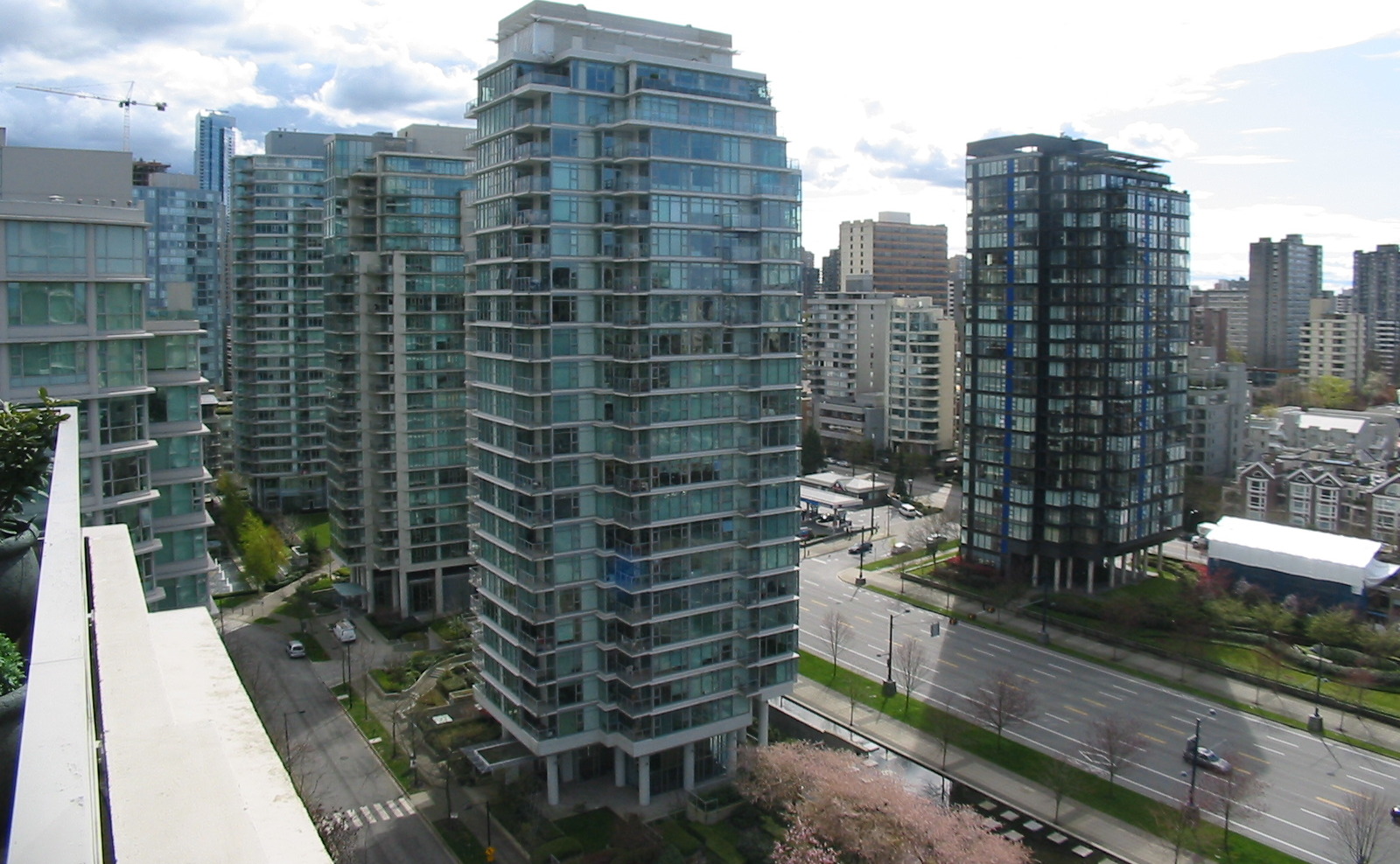 # PH1 1777 BAYSHORE Drive photo 8