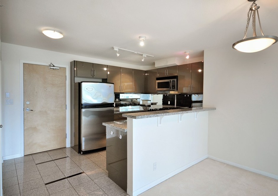 # 506 1328 W PENDER ST photo 6