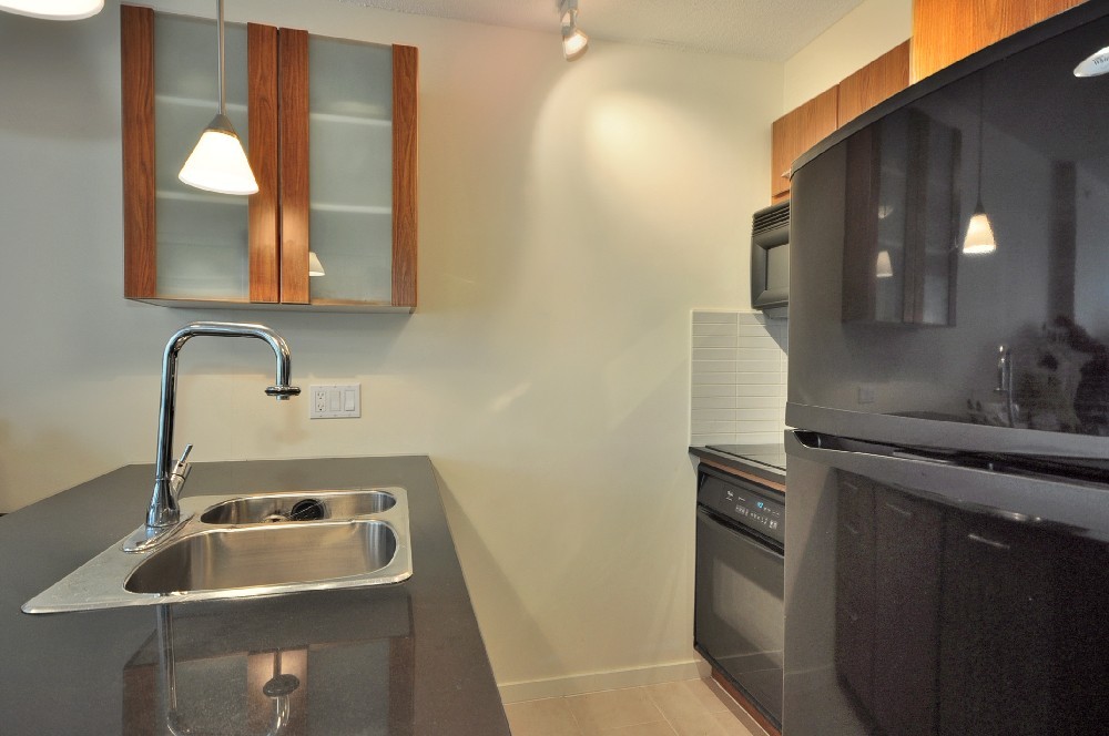 # 1707 1155 SEYMOUR ST photo 9