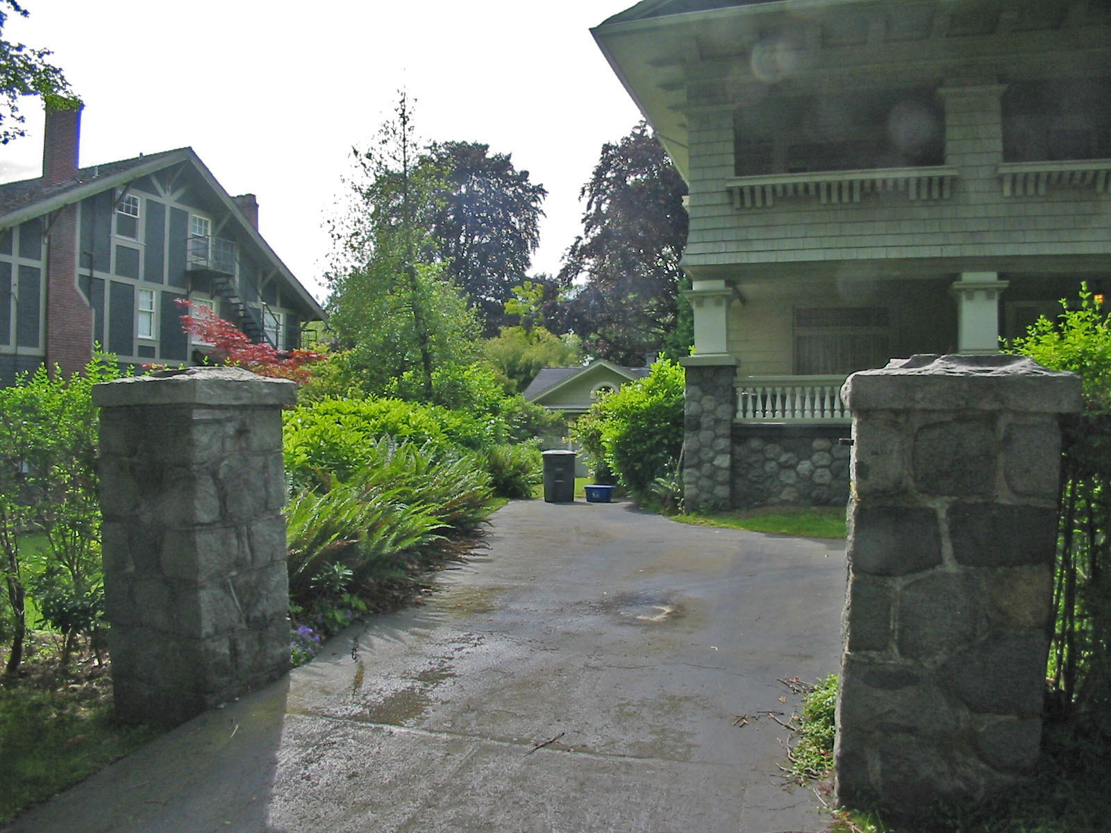 3851 MARGUERITE ST photo 3