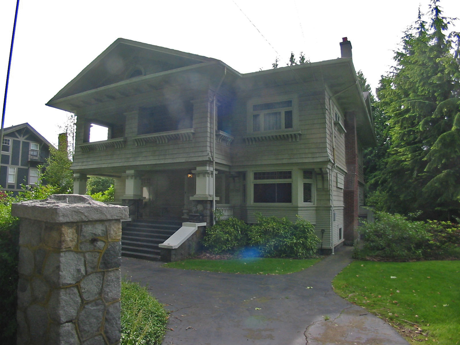 3851 MARGUERITE ST photo 4