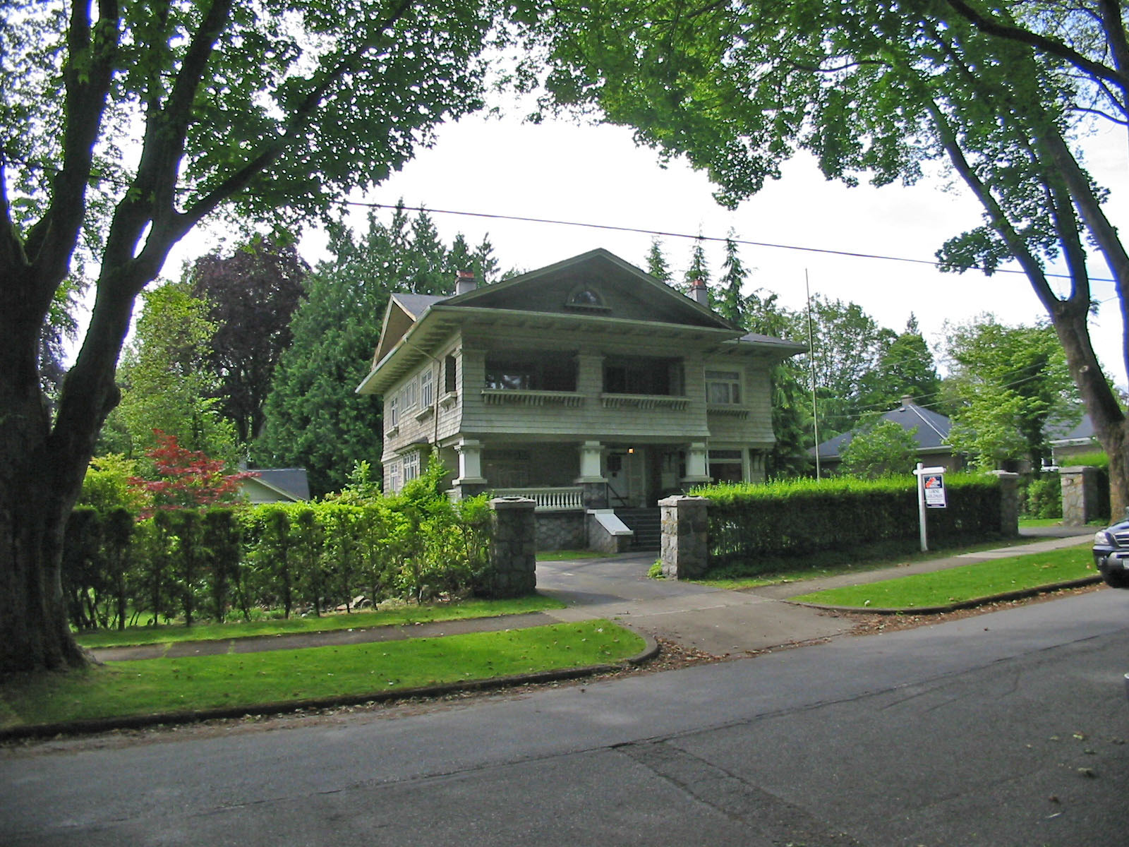 3851 MARGUERITE ST photo 8