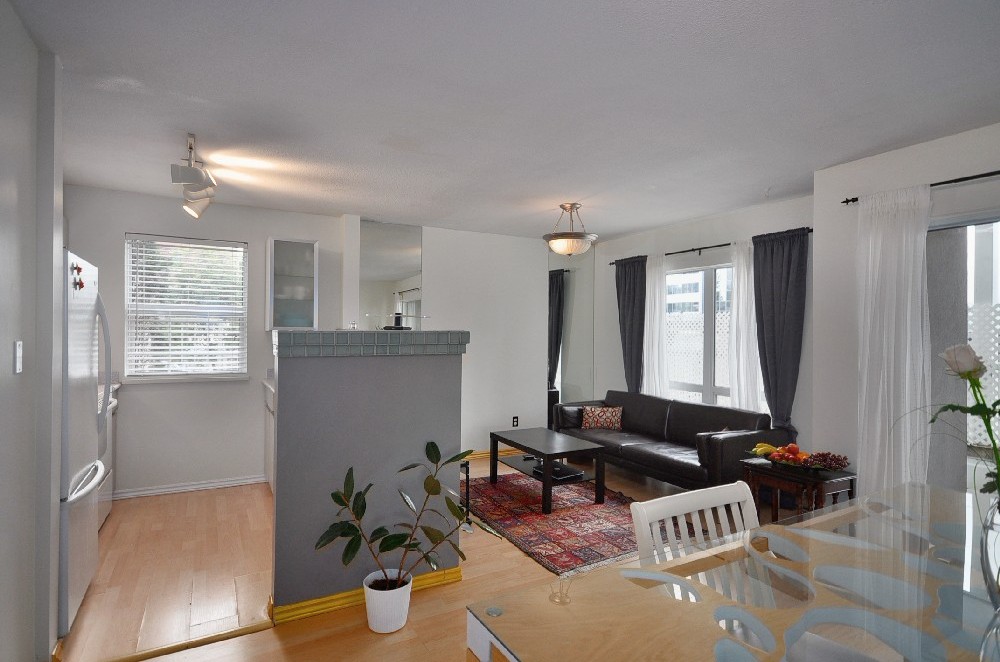 # 104 985 W 10TH AV photo 9