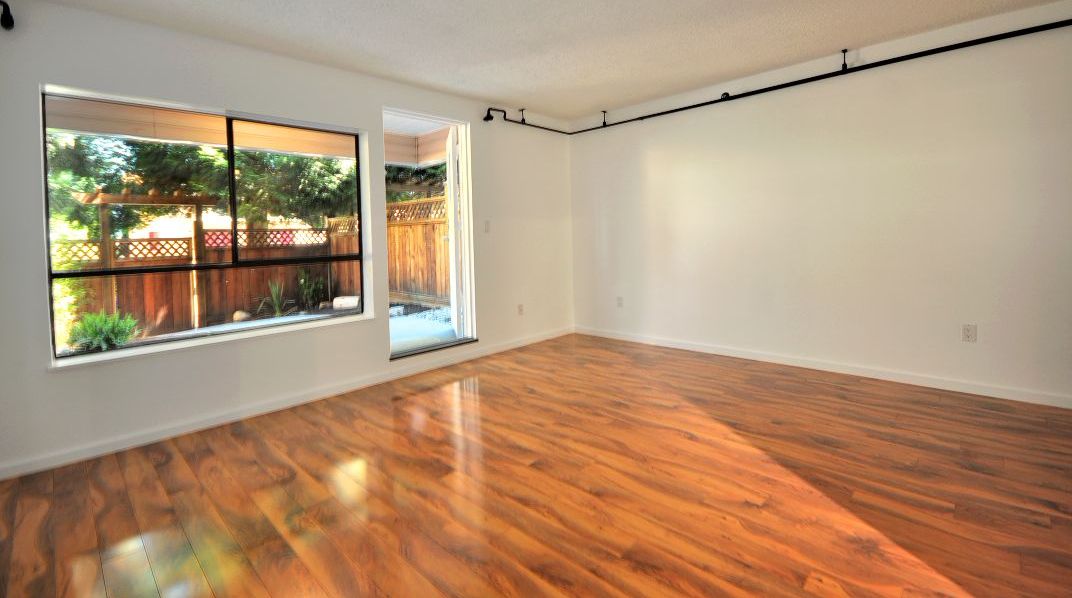 # 102 825 E 7TH AV photo 7