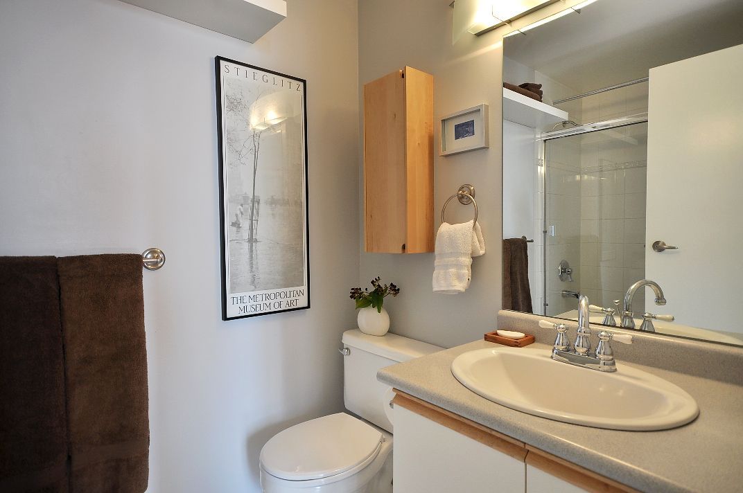 # 2102 907 BEACH AV photo 13