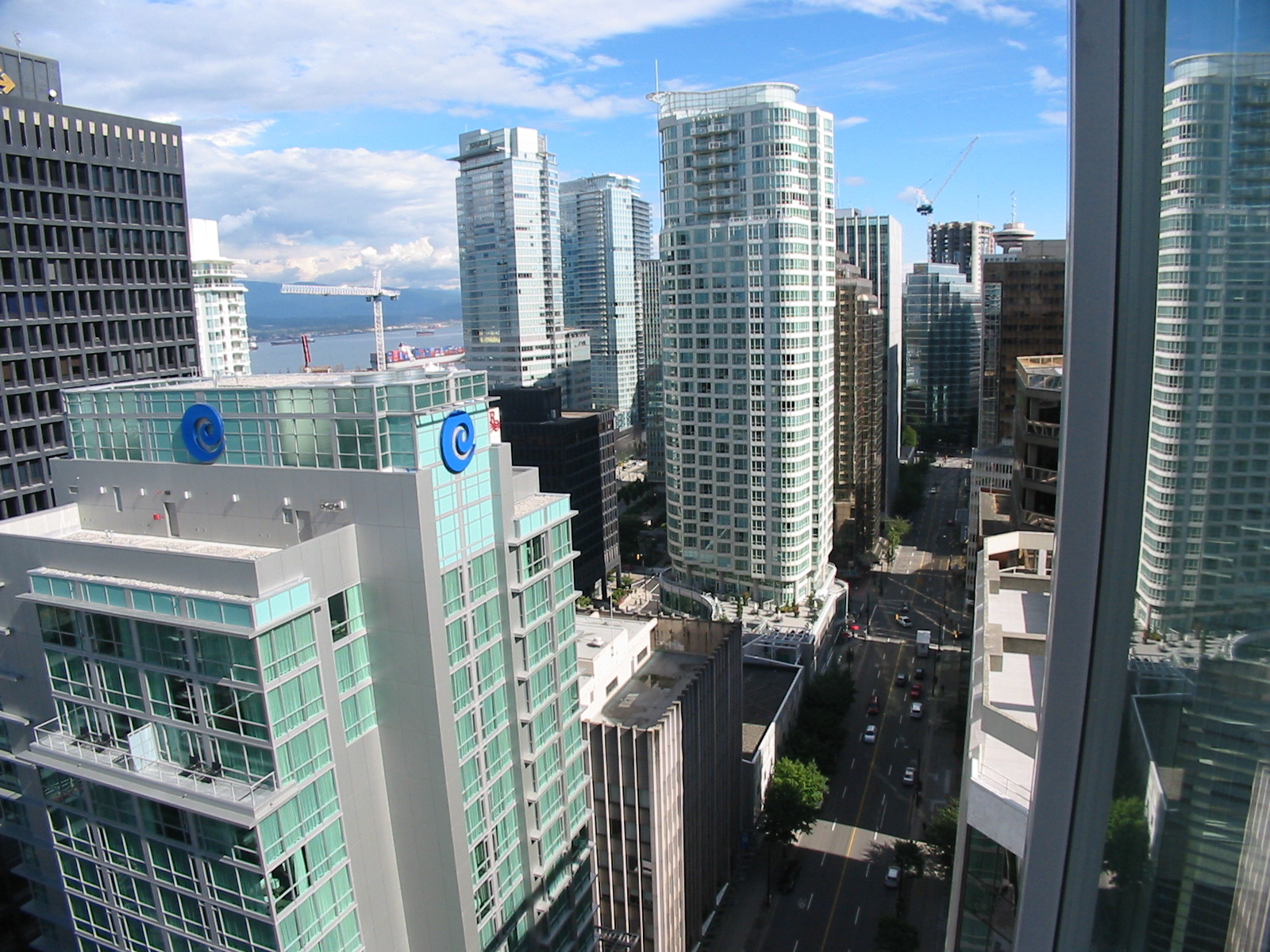 # 2704 1188 W PENDER ST photo 9
